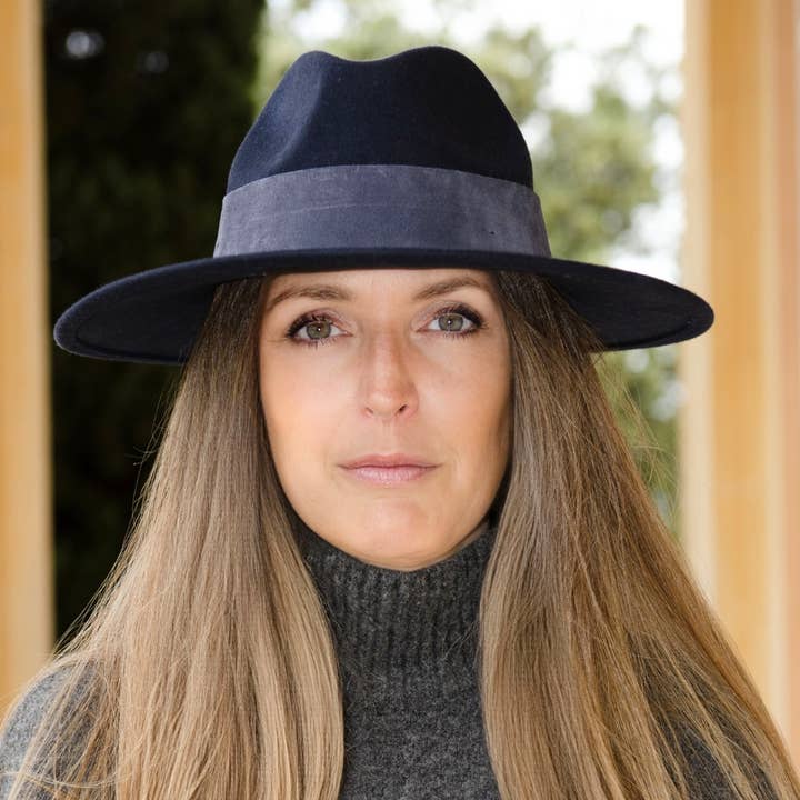 TRAVAUX EN COURS... - Wholesale Fedora - Unisex - WIDE BRIM HAT - leather braid21