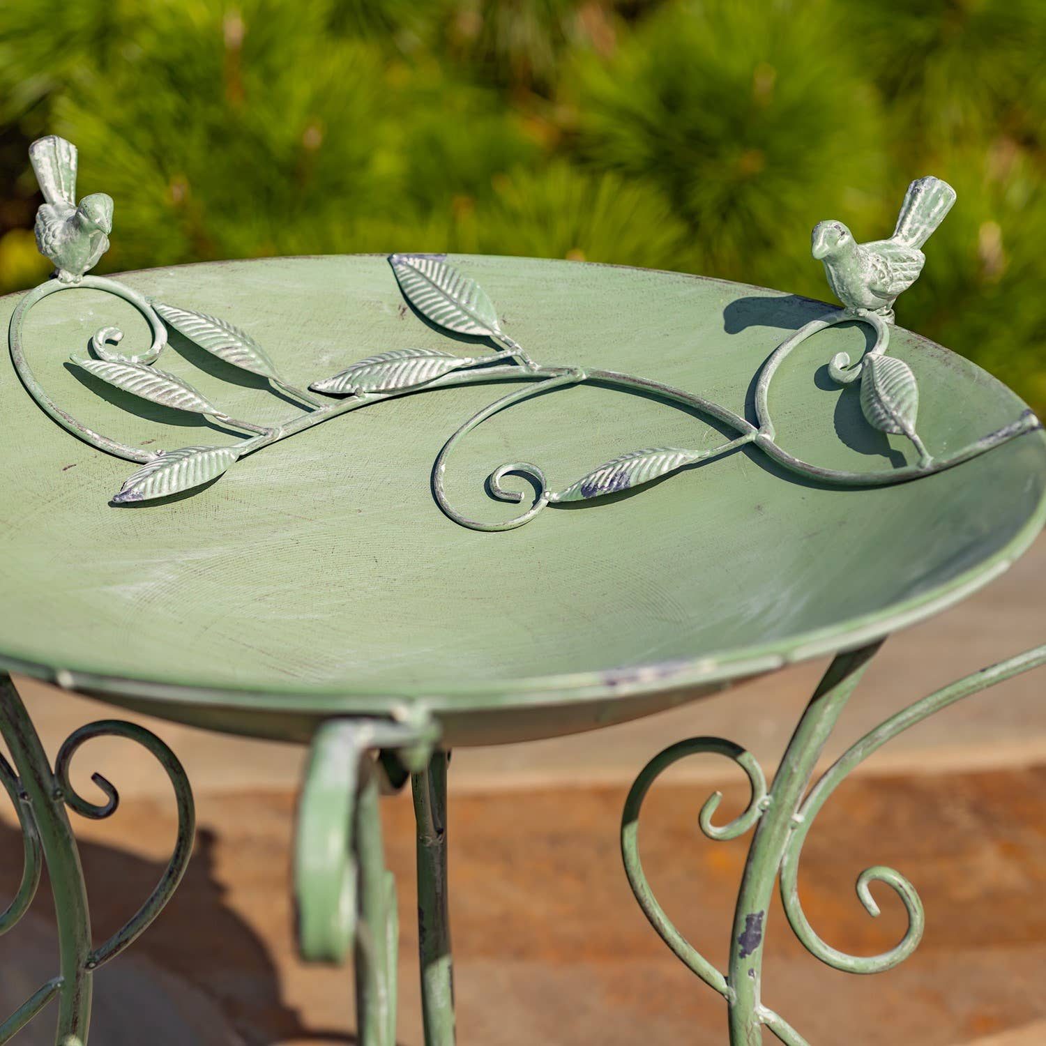 Zaer Ltd. International - Wholesale Bird Bath - “Rome 1945” 23" Tall Iron Birdbath with Porcelain Accent11