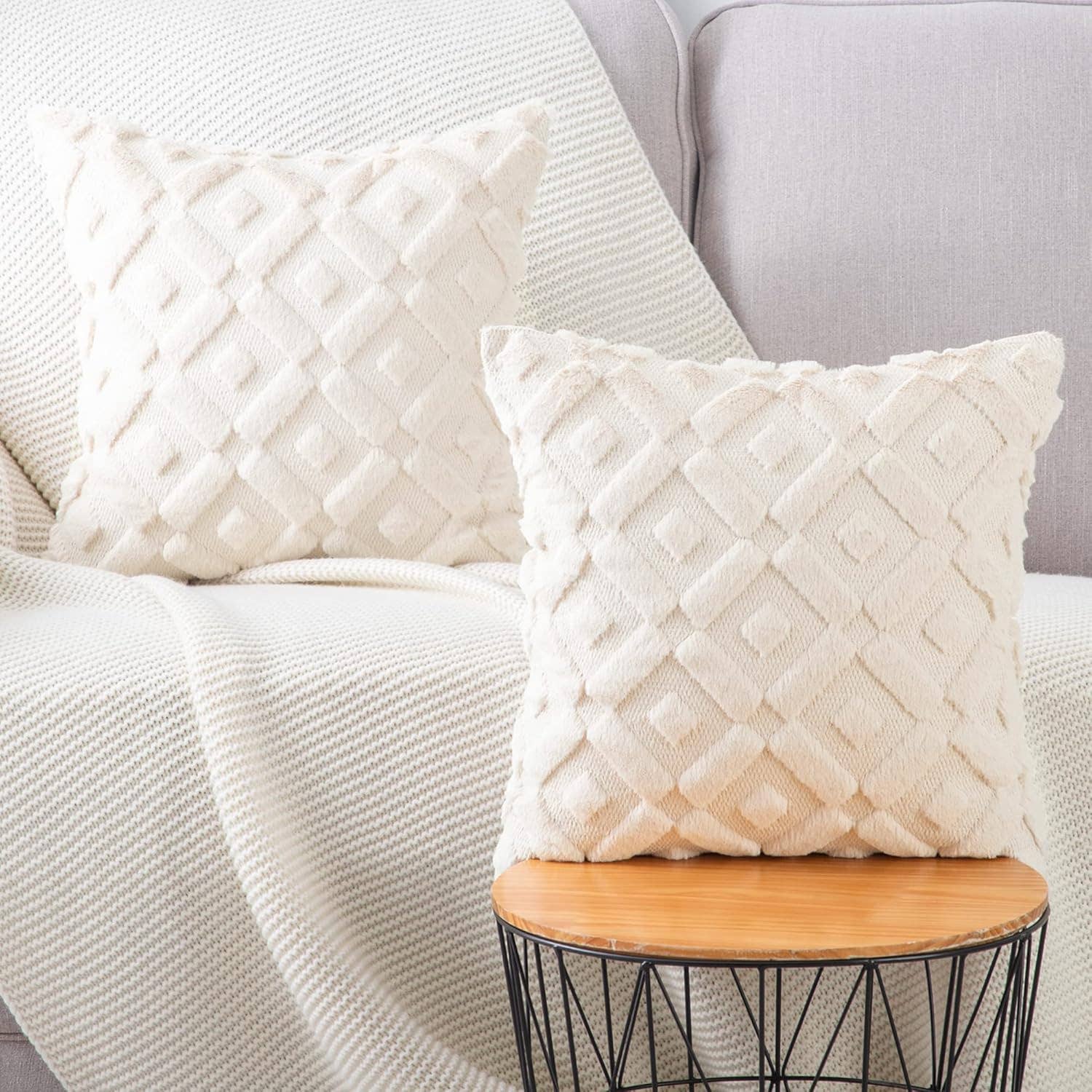 FLUFFERY - Vente Coussin décoratif - Coussin carré gaufré confortable 18"x18" Décoration intérieure2