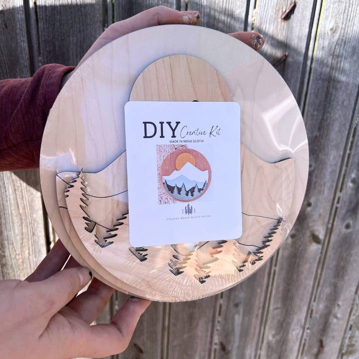 Country Roads Rustic Decor – wholesale DIY-pysselkit – Fristående Kanin Med Glasögon (Oavslutat Gör-det-själv-kit)