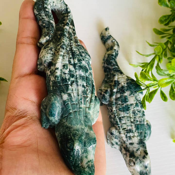 Moonsence - Wholesale Spiritual Stone/Crystal - Moss Agate Crystal Alligator Carving2