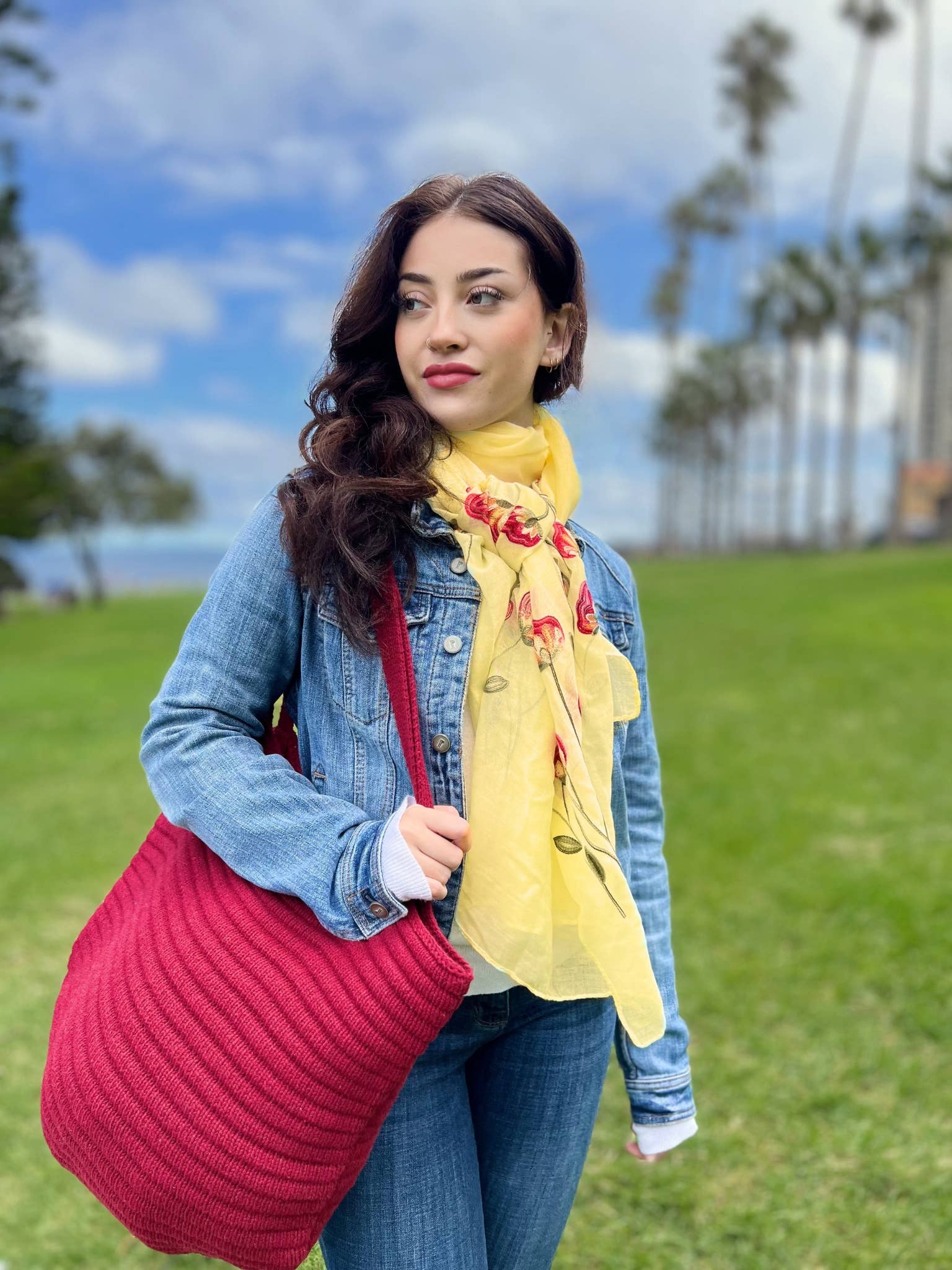 Humble Hilo – Engroshandel Tørklæde - Dame – Humble Hilo Broderet tørklæde/sjal med blomster39