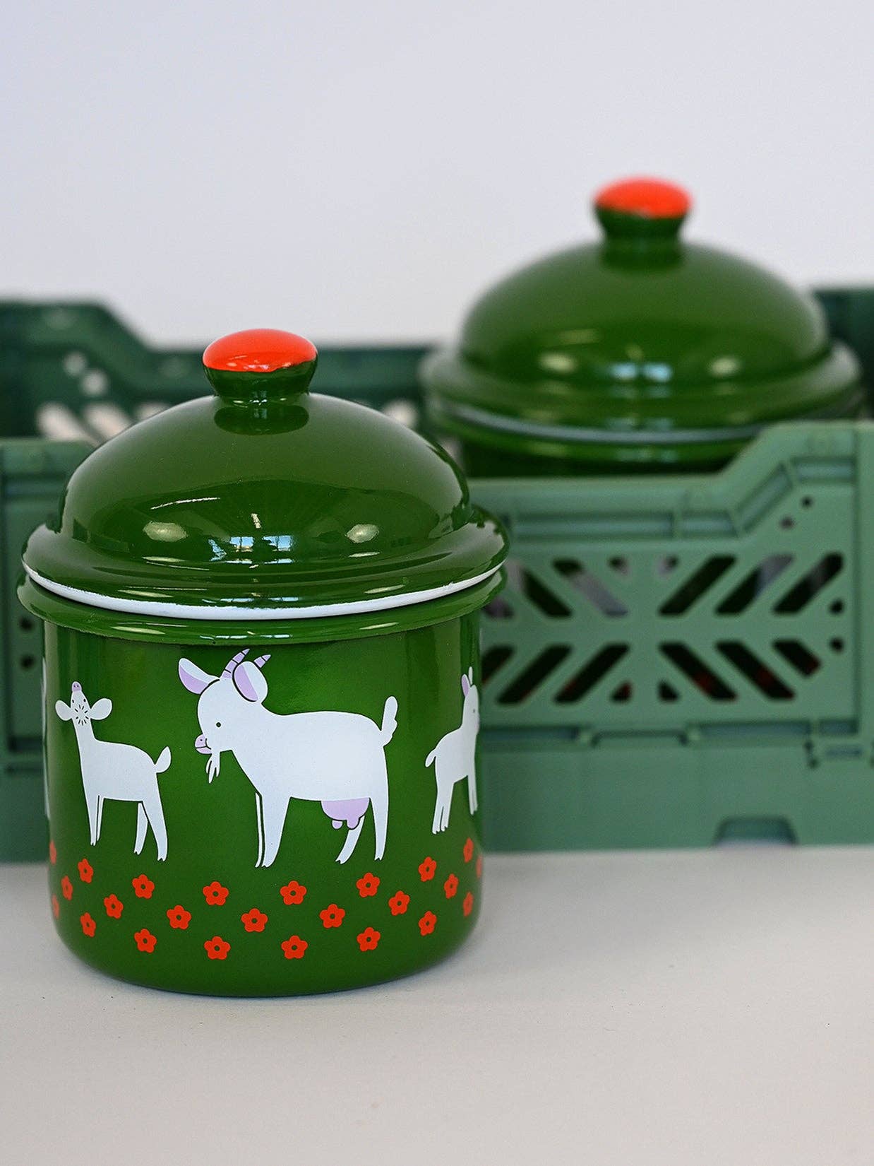 Natali Koromoto - Wholesale Food Storage Container - "GOAT" Enamel container7