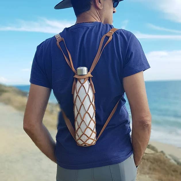 Drink in Style - Wholesale Crossbody bag – Women's - Backpack Cross Body Bottle Bag1