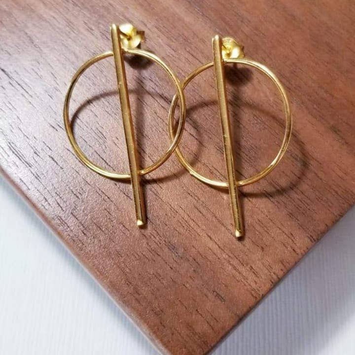 Balance örhängen för wholesale av The Silver Root