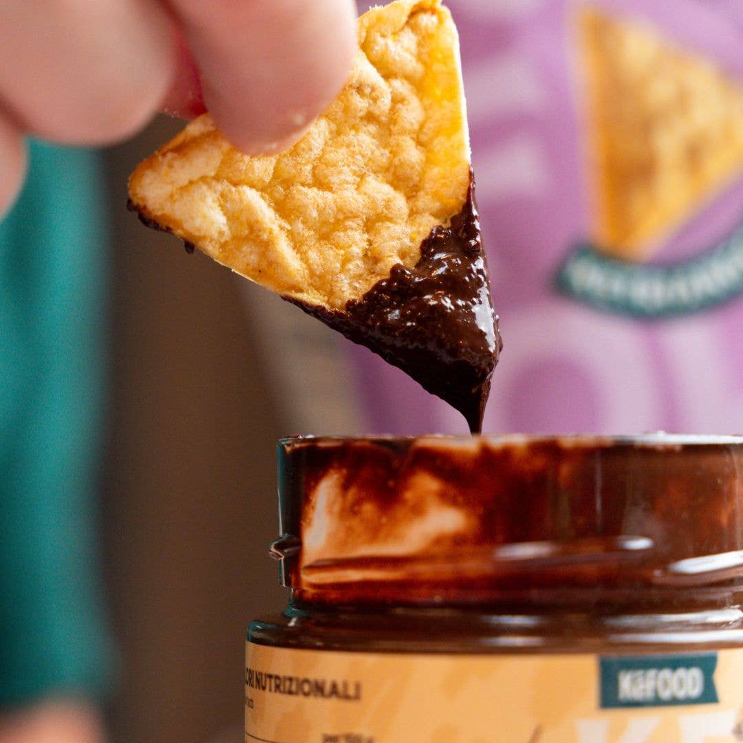 KeFood - Wholesale Puffed Snack - LENTIL AND CHICKPEA PROTEIN TRIANGLES BOX 8 PCS5