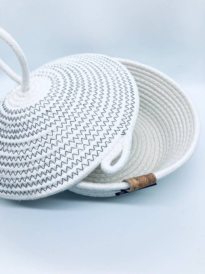 Schwarzes+weißer Seilkorb für den Großhandel von Abena Designs