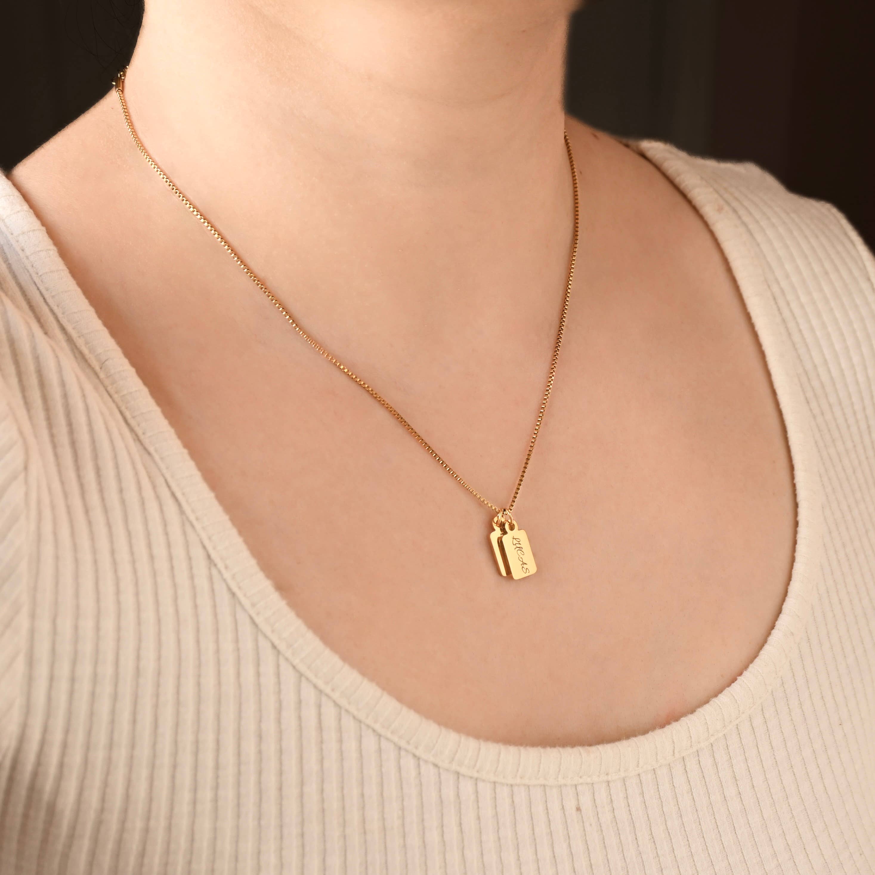 Blueyejewelry - Wholesale Pendant/Charm Necklace - Custom Tag Charm Necklace - Multiple Bar Family Necklace2