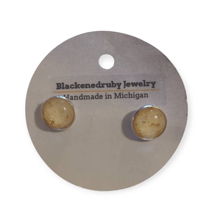 Brincos de botão cabochão com flocos de ouro - sem níquel por atacado de Blackenedruby Jewelry