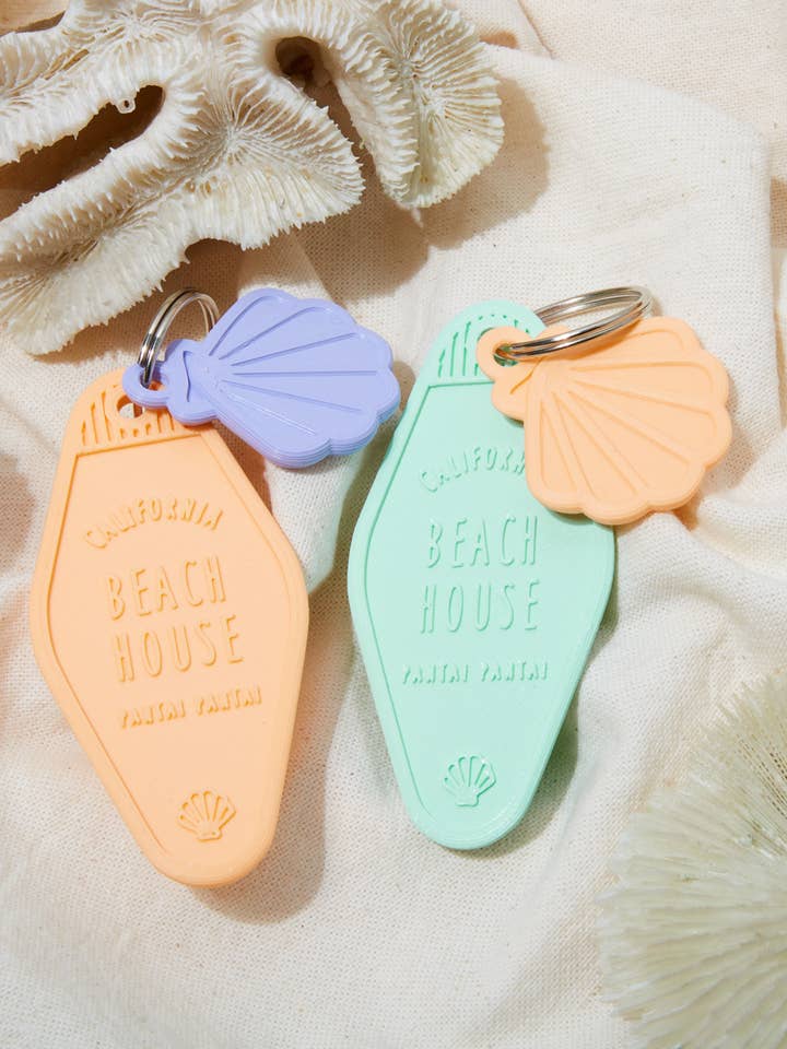 “Beach house” motel keychain with shell for wholesale by Pantai Pantai
