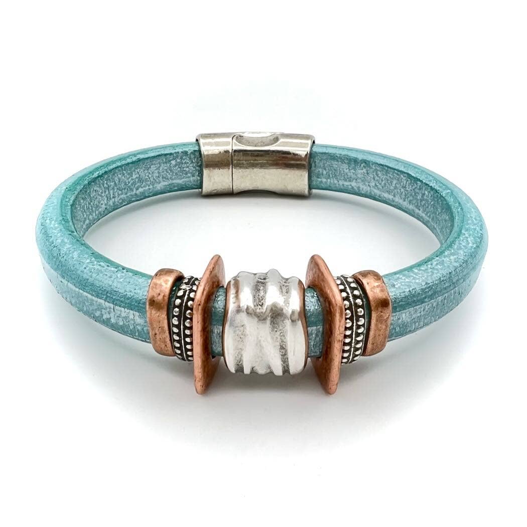 Montana Leather Designs - Wholesale Bangle Bracelet - (MC) Silver Bow Bracelet0