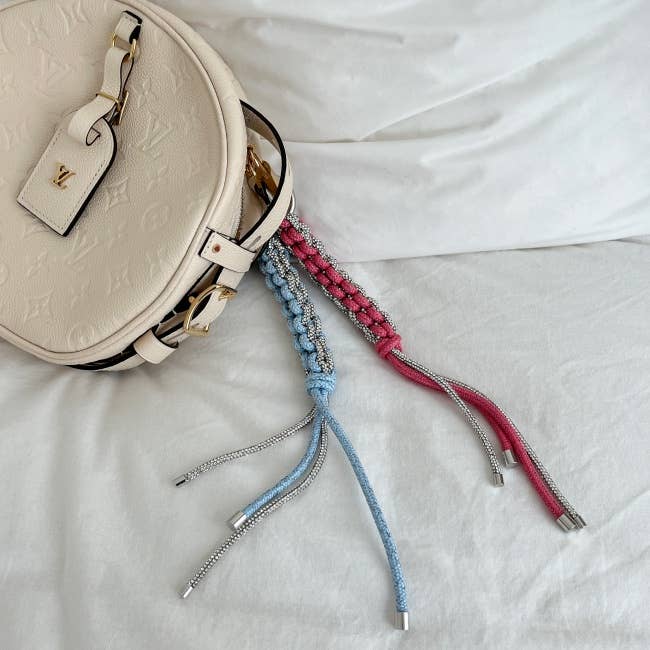 MOND HAUS - Vente Porte-clés – unisexe - Porte-clés Meow | Breloque kitsch Y2K en corde tressée éblouissante6