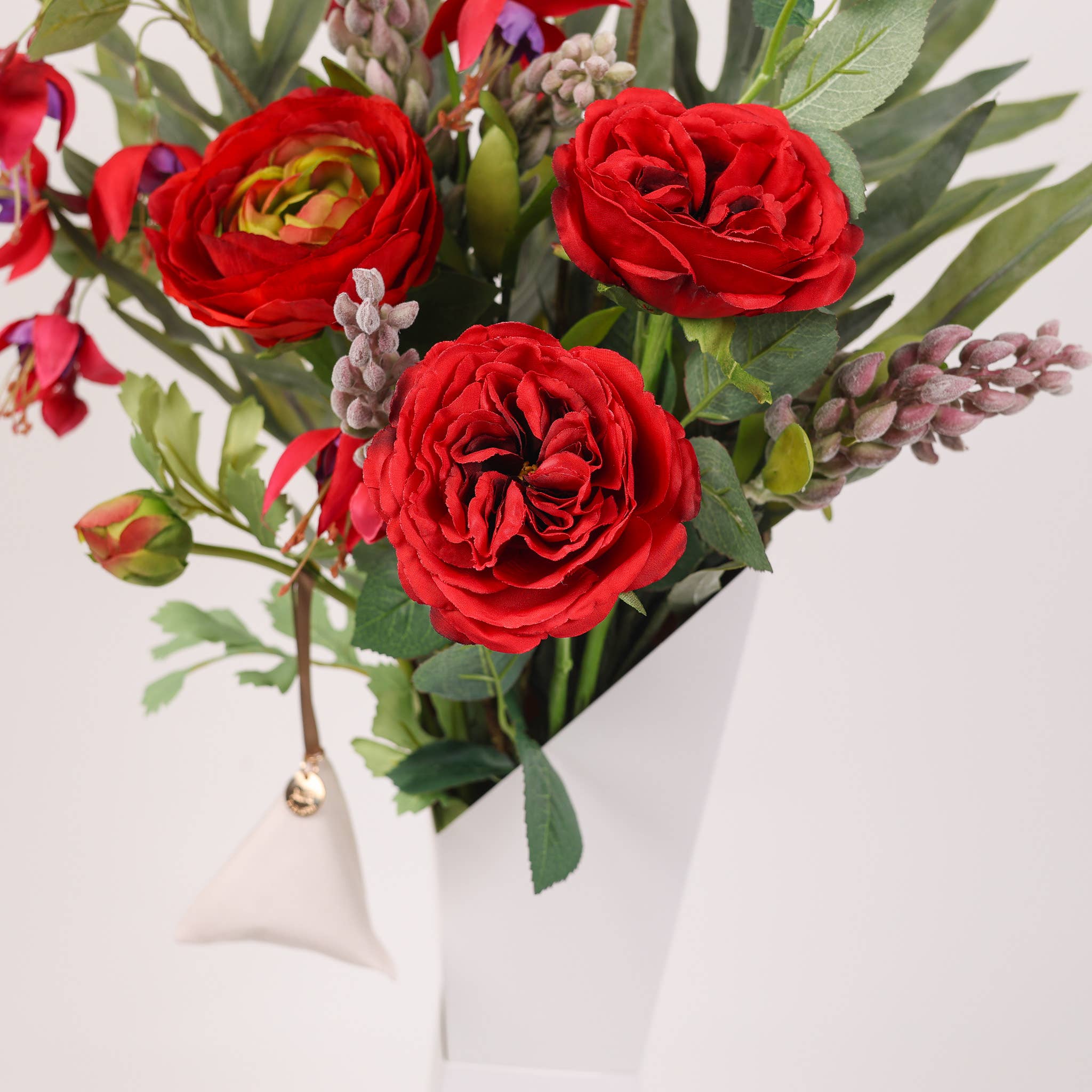 Nodito - Wholesale Artificial Flowers - Winter Red - Garden Rose & Java Fern Bush2