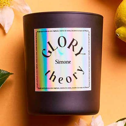 Candela Simone per la vendita all'ingrosso da parte di GLORYtheory