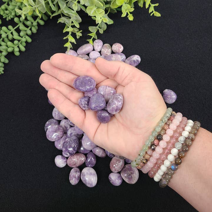 Meraki Gemstones - Wholesale Spiritual Stone/Crystal - Lepidolite Tumbled Stones (0.5kg/1.1lbs) 20-25mm4