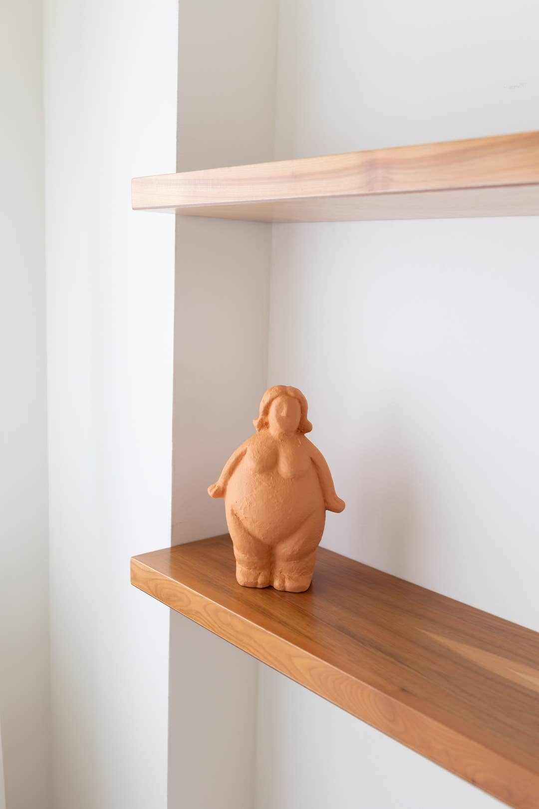 OITO Atelier - Wholesale Decorative Figurine - Woman7