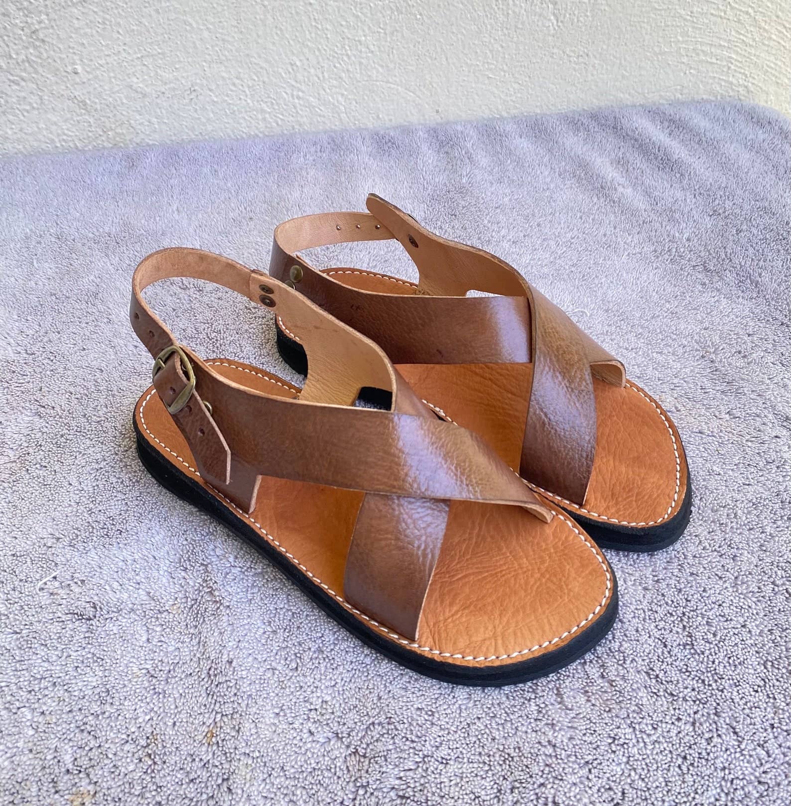 HandHappiness - Wholesale Sandals - Women's - Genuine leather sandal, Genuine leather thongs.3