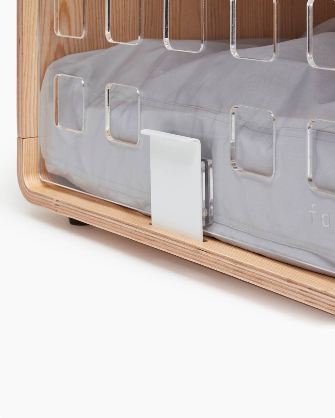 Fable Pets - Wholesale Pet Crate Pad - Dog - Wooden Dog Crate9