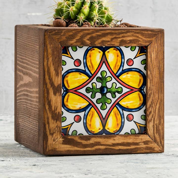 Talavera träplanter med mexikanska kakel inomhus/utomhus för wholesale av Halohope, LLC