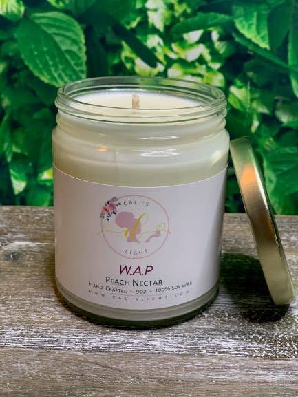 W.A.P. (nectar de pêche) pour la vente par Cali`s Light