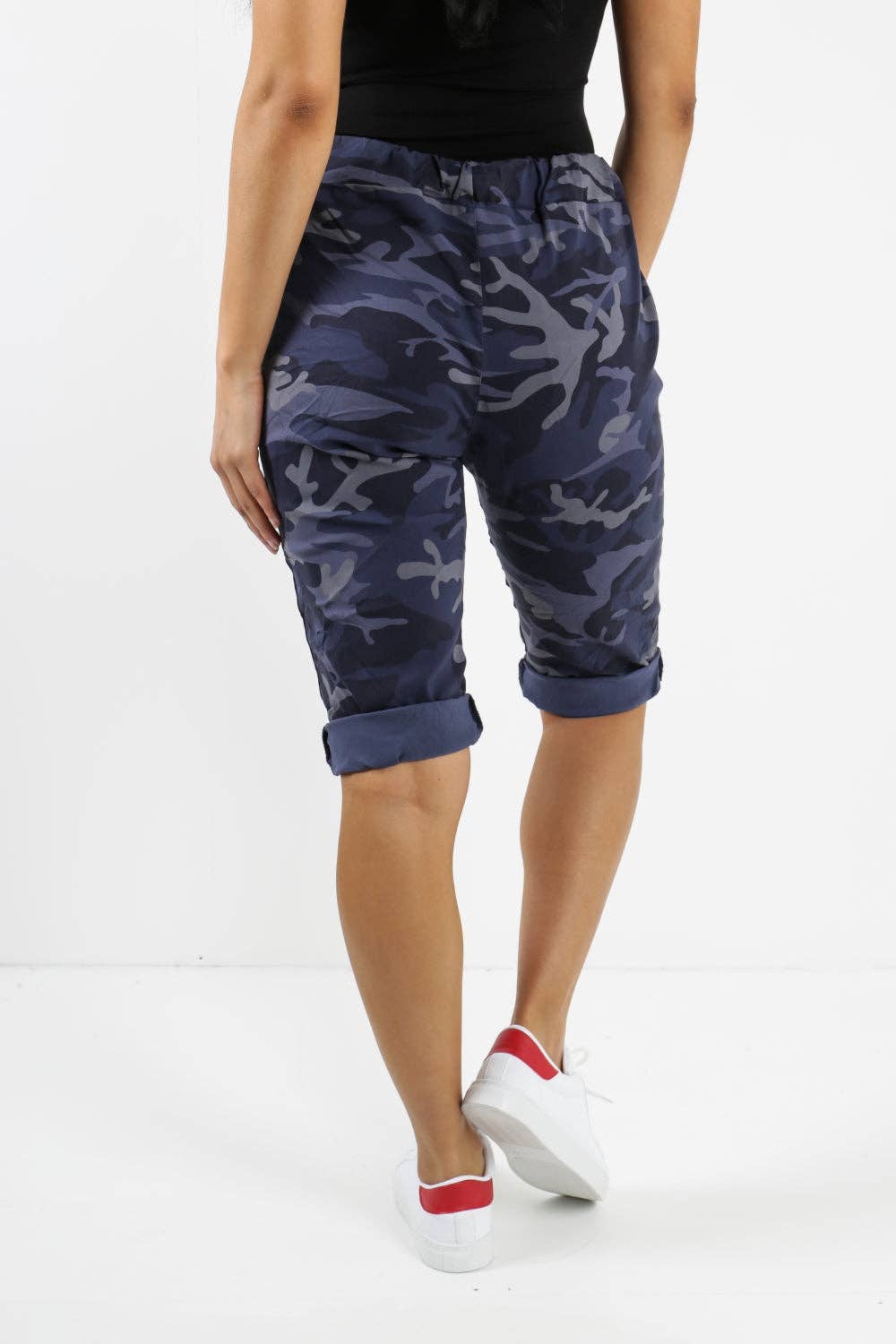 Miss Bold – wholesale Shorts – Women’s – Italian Camouflage Magic Chino Shorts109