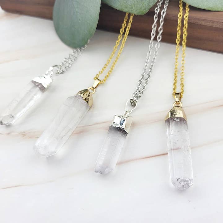 WonderLight Jewelry - Wholesale Pendant/Charm Necklace - Raw Crystal Pendulum Necklace - Clear Quartz / Clarity3
