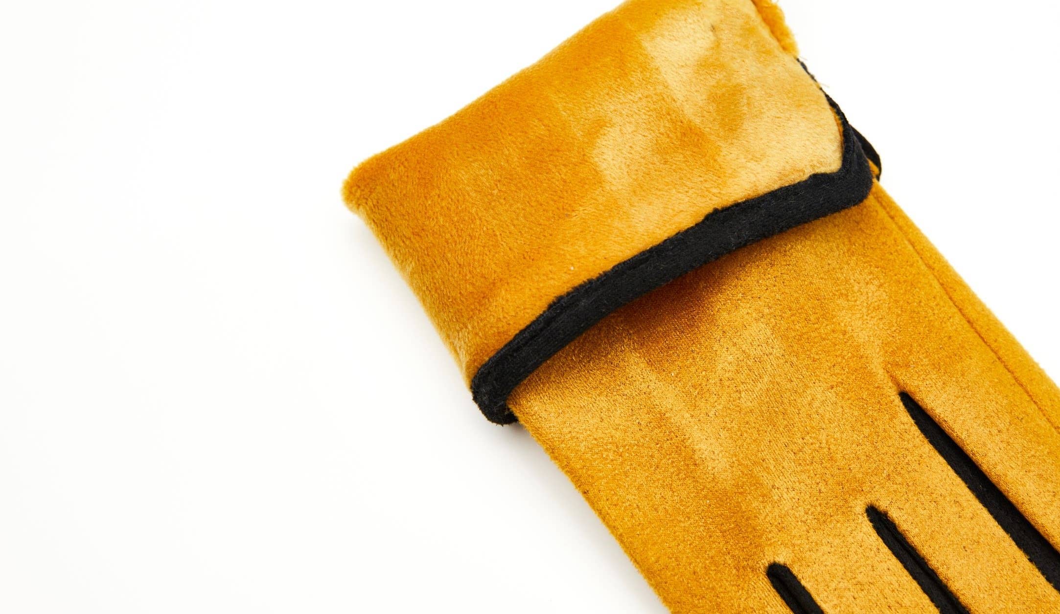 Aavion – wholesale Gloves – Women's – Women's Faux Suede Touchscreen Gloves–Stylish Trim & Button3