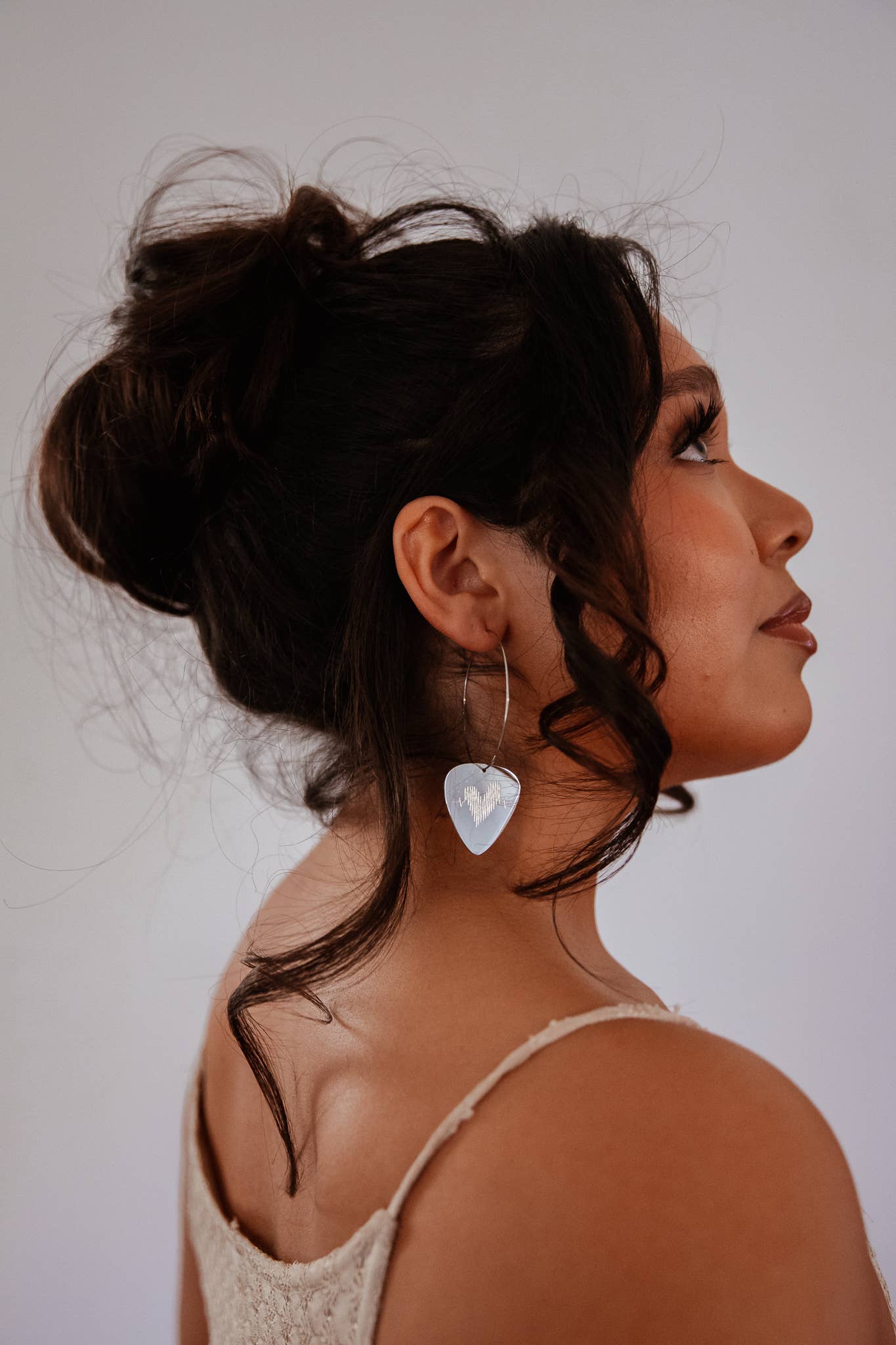 Groupie Love – wholesale Hängande örhängen – Rostfritt stål metall gitarr plocka Hoop-örhängen8