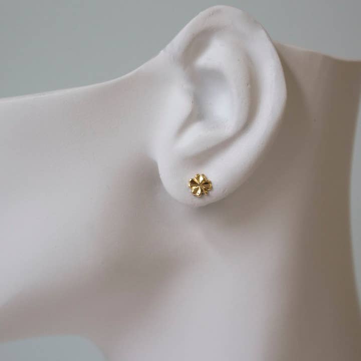 a.v. max - Wholesale Stud/Post Earrings - Clover Stud Earrings|Gold|Silver1