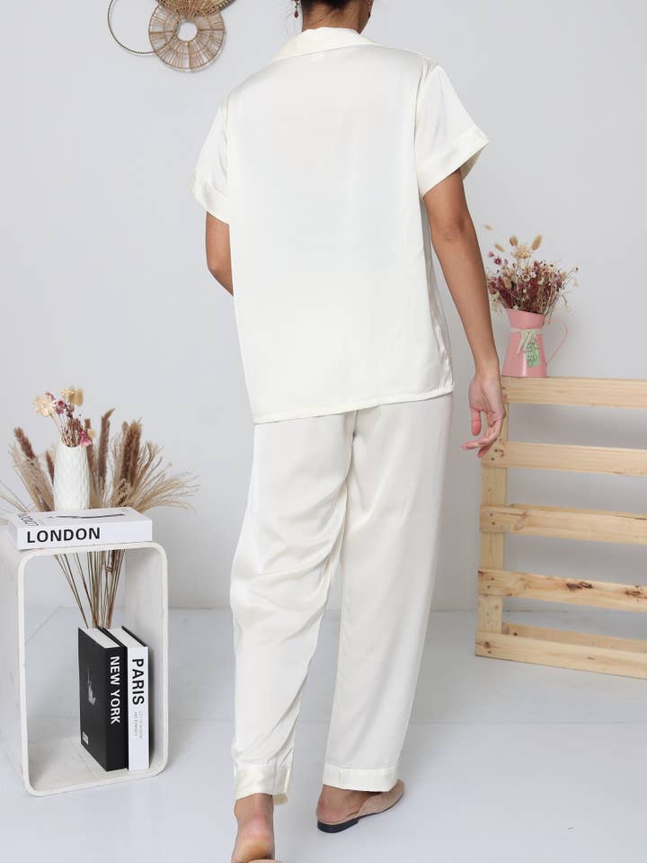 Belle Com'Elle – wholesale Sleepwear set – Women's – Solid Satin Pajama Set / N465112