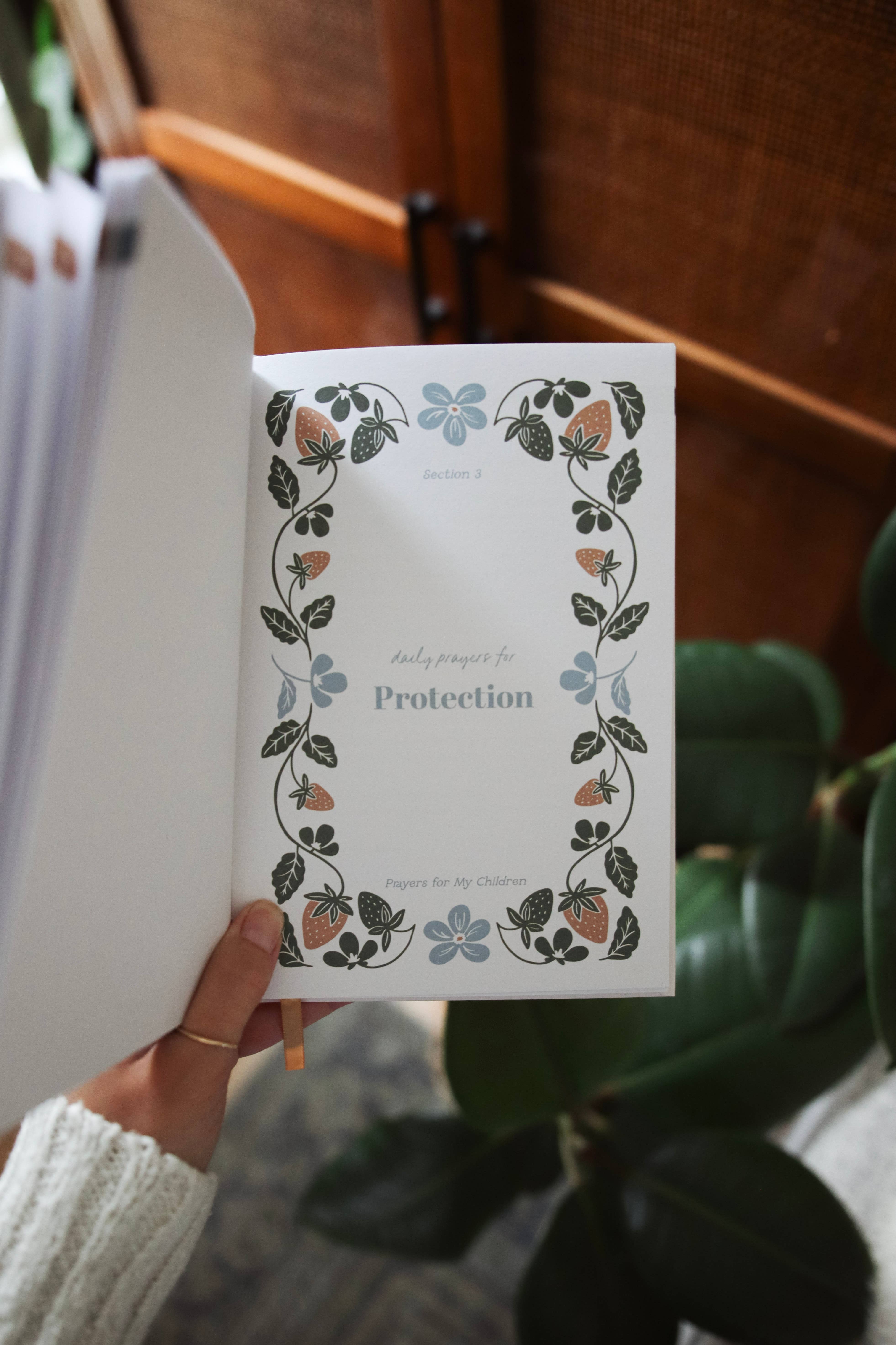 Paper Peony Press - Wholesale Religion - Prayers for My Children: 100 Prayers to Pray over Your Kids3