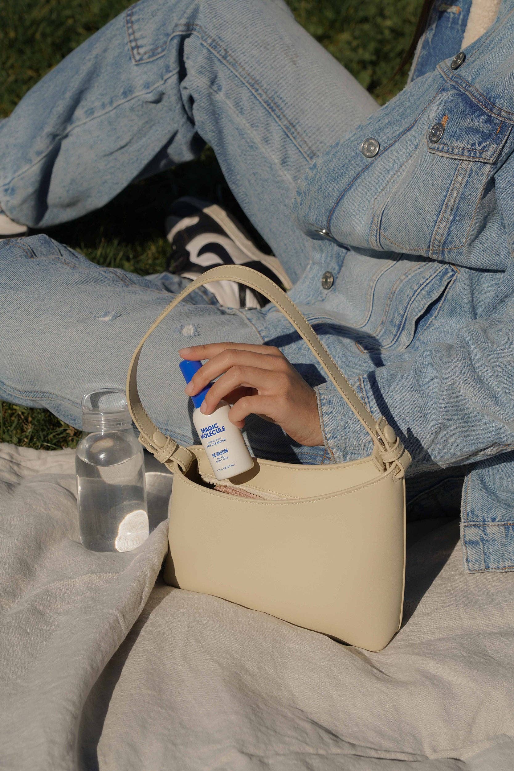 Magic Molecule - Wholesale Facial Cleanser - The Solution W/S11