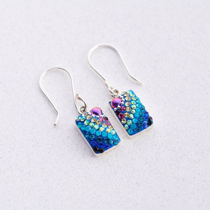 PE-8116 / CRYSTAL & SILVER PETITE SPARKLE STREAK EARRINGS for wholesale by Mosaico Jewels