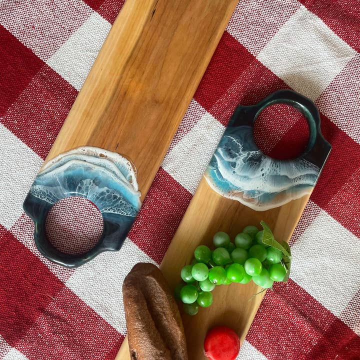 Planche de service Hublot pour la vente par La Marée Art