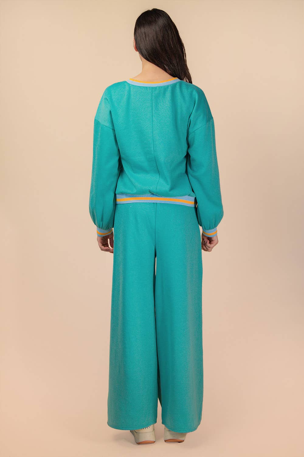 VERY J – wholesale Lounge set – Women's – NT12382SET-Color Block Band Detail Comfy Knit Top & Pants Set1