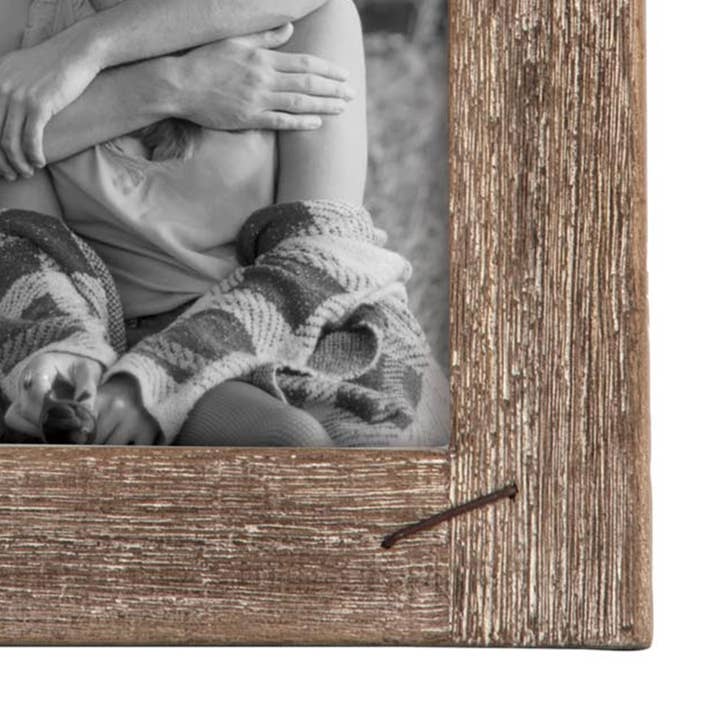 Foreside Home & Garden - Wholesale Picture Frame - 5x7 Photo Weathered Wood Picture Frame With Nail Accents2