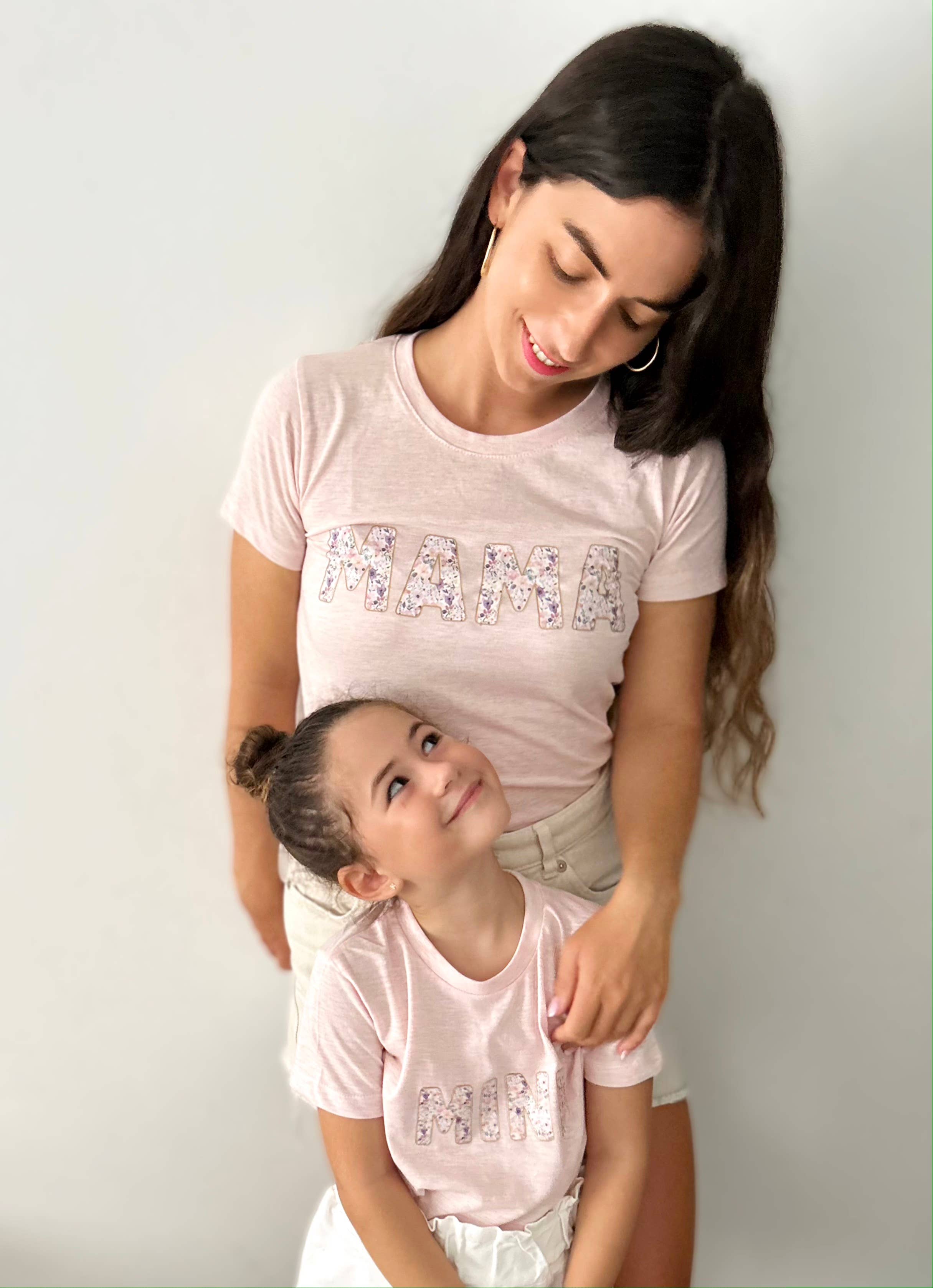 Jolie bibi & son mini - Vendita all'ingrosso Maglietta serigrafata - Donna - T-shirt Mama con motivo floreale2