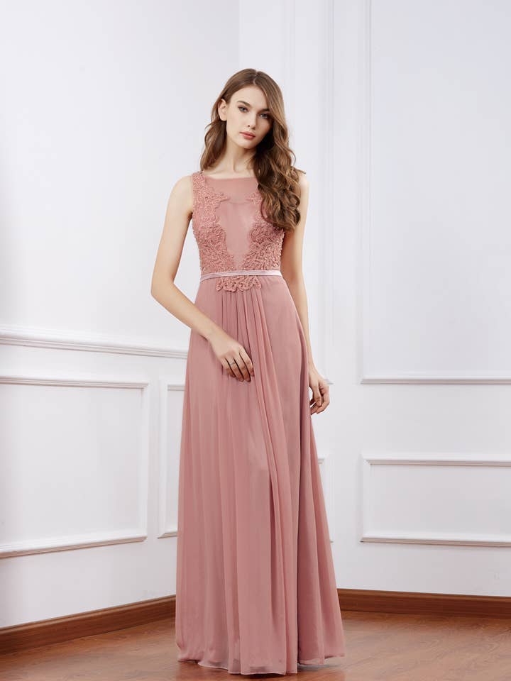 Long evening gown with bateau neckline and lace R8194 for wholesale by Lautinel