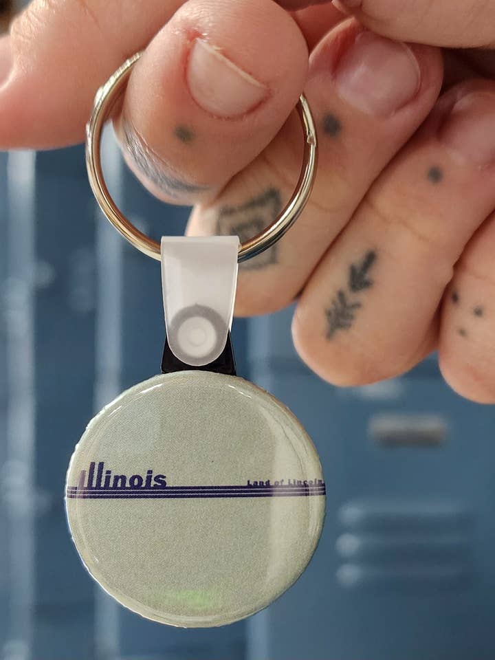 Retro Illinois License Plate - keyring for wholesale by Hardworking Stoner