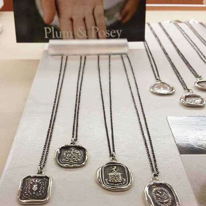 Plum and Posey – Colar pingente/pendente por atacado – Auto-aceitação - colar de leão5