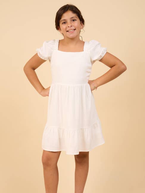 Tween Sugarloaf Mini Jurk Met Strik Aan De Achterkant : WIT voor wholesale door Sadie & Sage