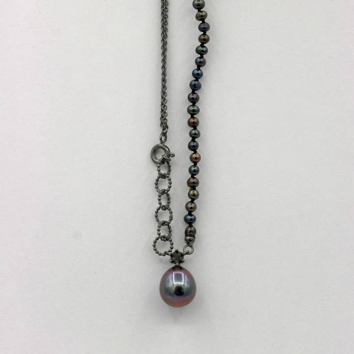 Vermeer collier zwart voor wholesale door Hester Zagt Sieraden