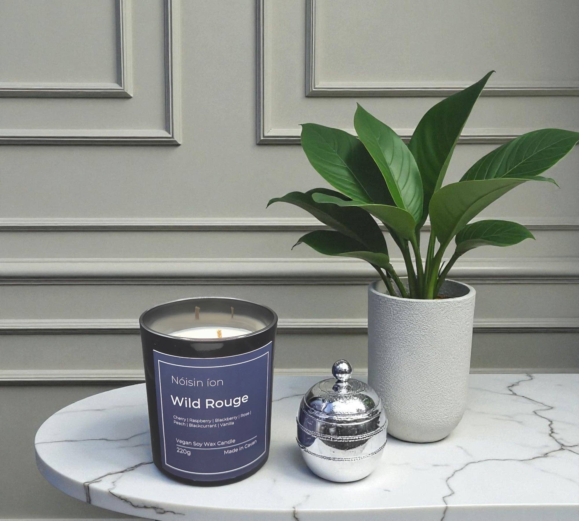 Nóisin íon - Wholesale Jar/Filled Candle - Wild Rouge