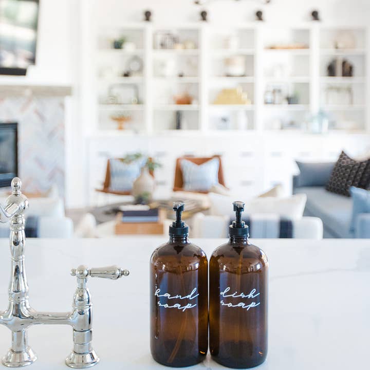 THELIFESTYLEDCO - Wholesale Soap Dispenser - Glass Amber Liquid Pumps7