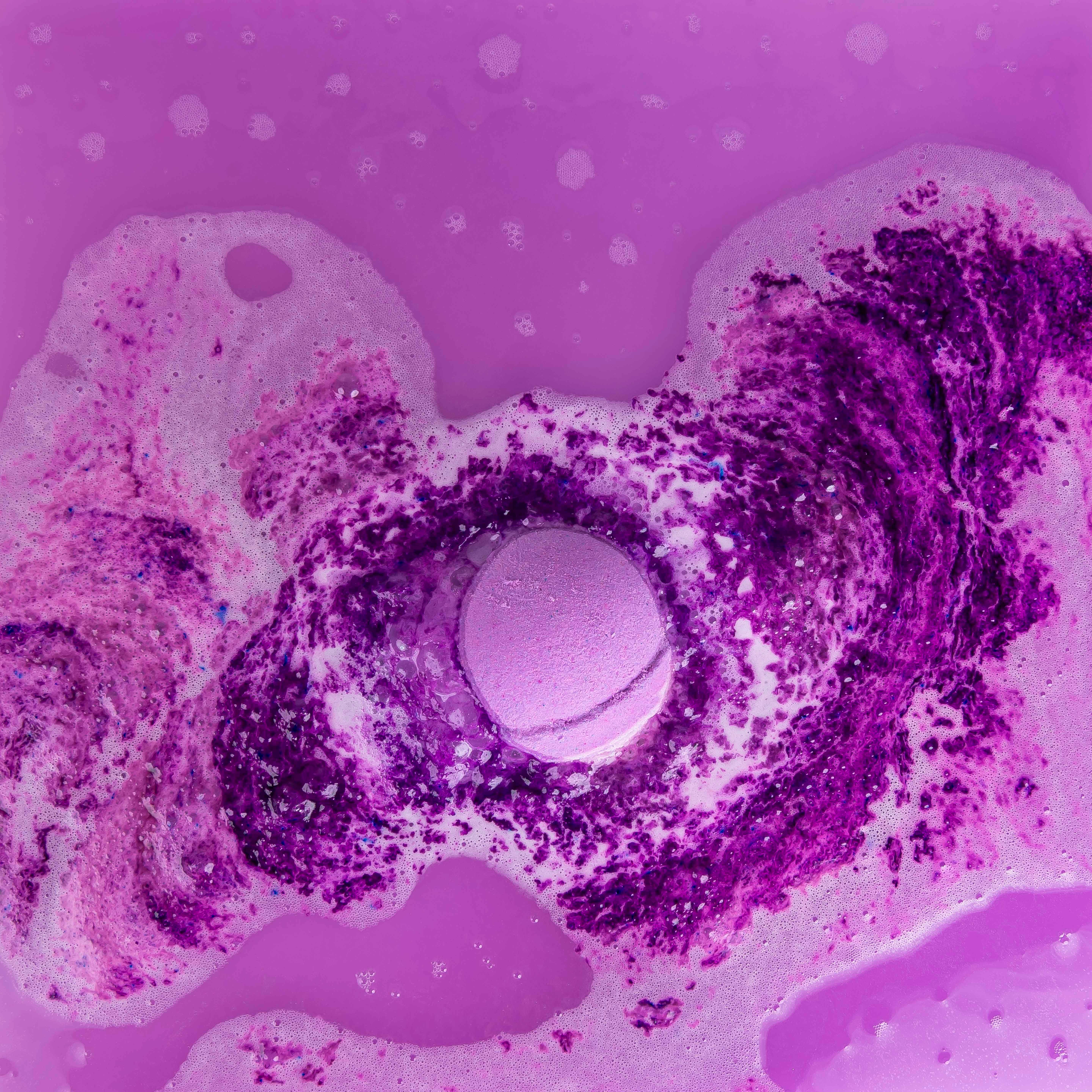 Cait + Co - Wholesale Bath Bomb/Fizz - Amethyst Bath Bomb2