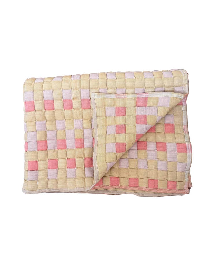 Capucine Sujani Quilt Natural dyes 75x55in for wholesale by Happy French Gang