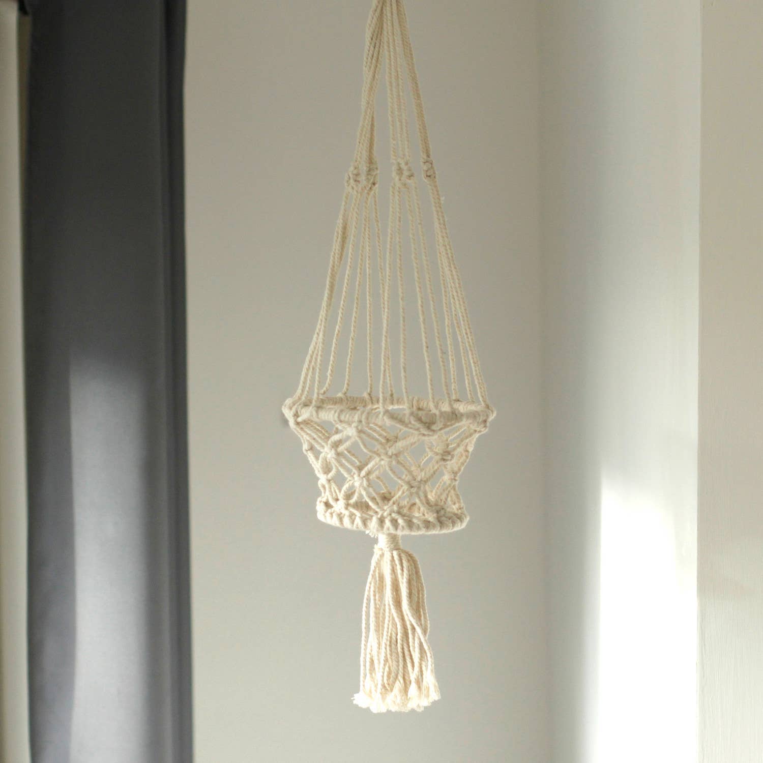 AW Artisan - Wholesale Hanging Planter - Macrame planters - Small3