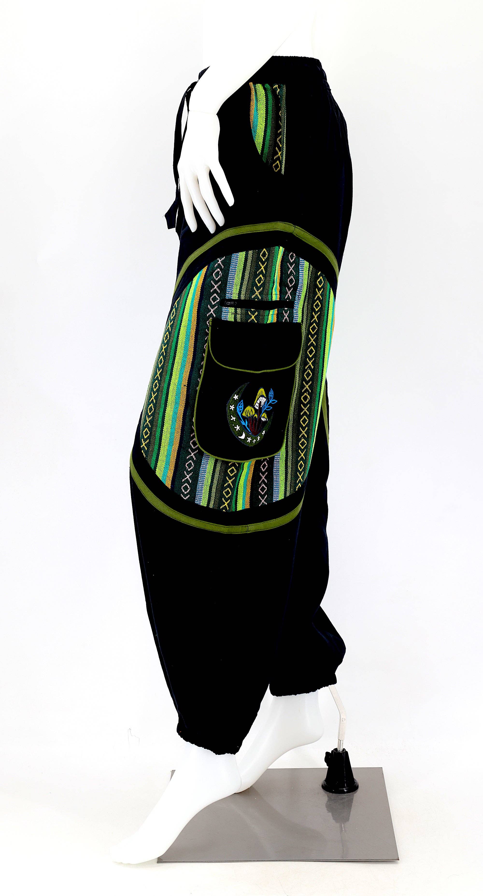 Himalaya Handmade - Venta al por mayor Pantalones - Mujer - Pantalones bohemios hechos a mano de algodón con bordado de luna y hongos estilo harem15