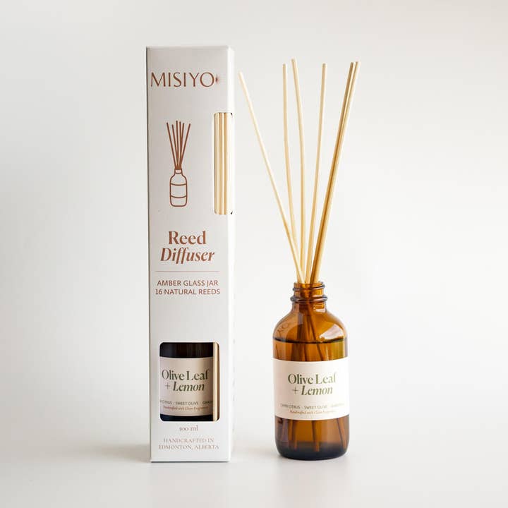 Diffuseur feuille d'olivier et roseau de citron pour la vente par Misiyo Candle Co