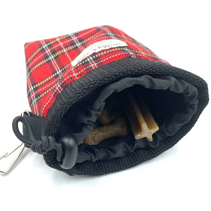 Barkley and Fetch – wholesale Pet treat bag – Dog – Red Tartan Treat Bag2